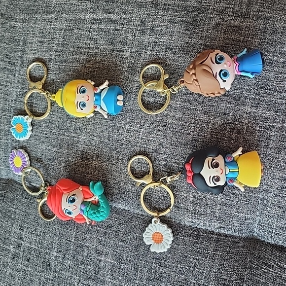 unbranded Other - Set of four Princess